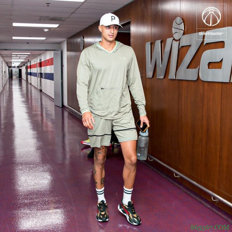 库兹马Q&A：最佳队友杜德利 新赛季最期待做自己&扮演更大角色