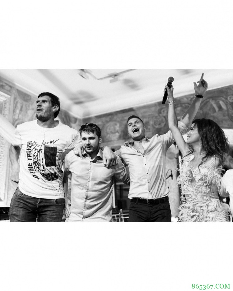 亿万富翁来了!东契奇&博班与女歌手开Party庆祝