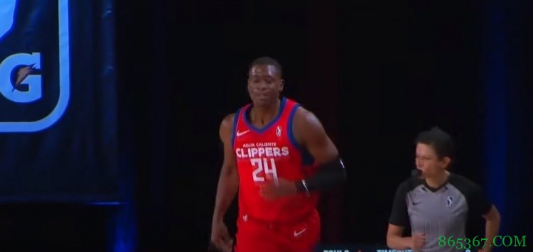 队记:马利克-菲兹将加入快船夏联队伍 目前出战状态待定