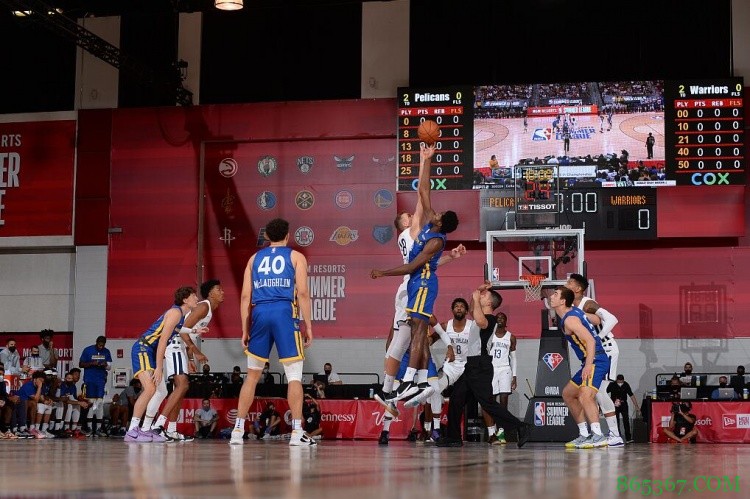 ?夏联-墨菲补篮绝杀22+6 库明加17+8 鹈鹕加时险胜勇士