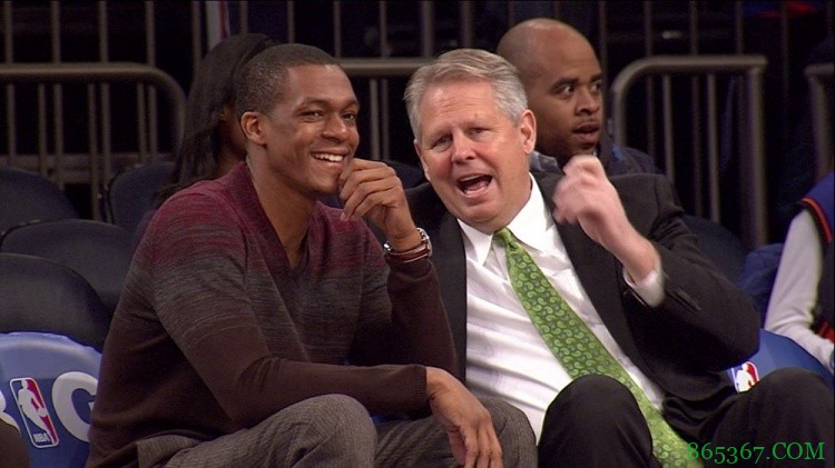 颠沛流离！隆多离开绿军后7年换队8次 6队只待了不超过1个赛季