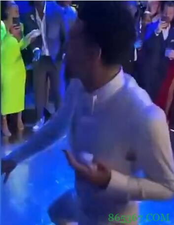 ?冷血射手的另一面!铁林婚礼上大秀舞技