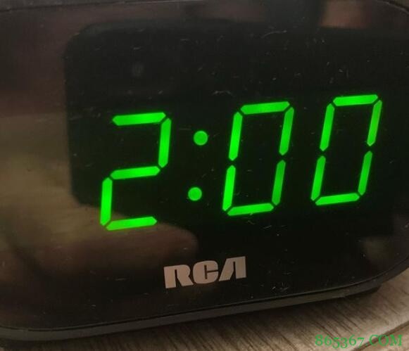 Skip凌晨2点晒照回应詹姆斯:我起床训练了 快醒醒啊勒布朗