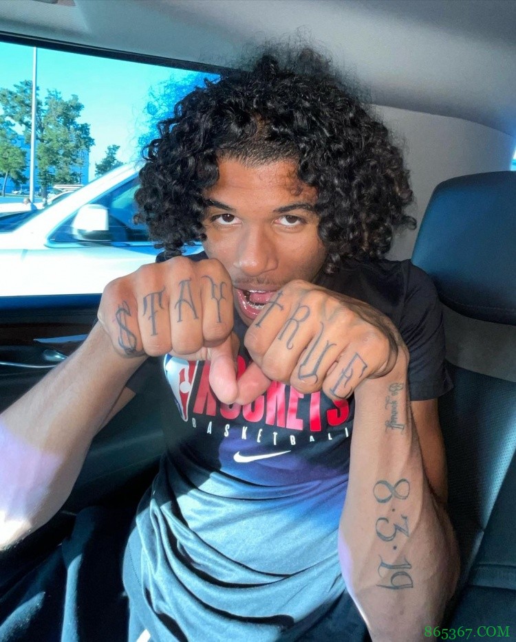 杰伦-格林：妈妈说如果别人讨厌你 那你一定是做了正确的事情