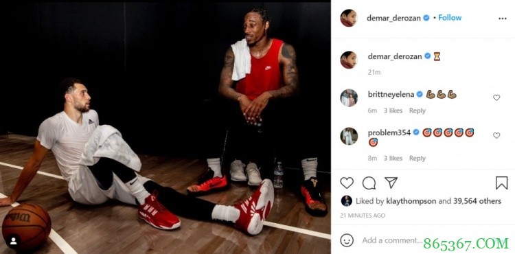 德罗赞社媒晒同拉文训练合照并配沙漏emoji⏳