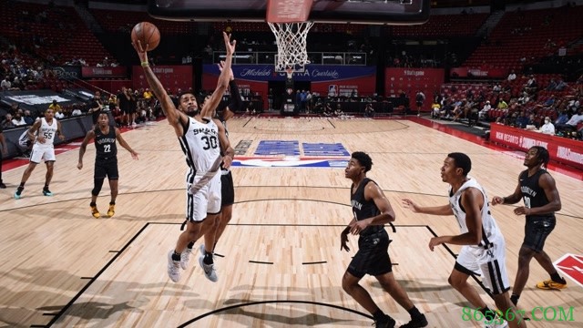 ?夏联-托马斯36分 约翰逊13+14 普利莫21+5 篮网险胜马刺