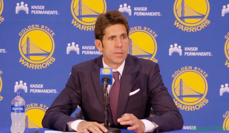 迈尔斯:克莱去年大伤让一些自由球员变卦 今年很难仍会努力签人