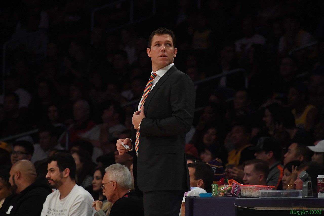 国王得到TT 沃顿继阿里扎后第二次执教自己的前队友