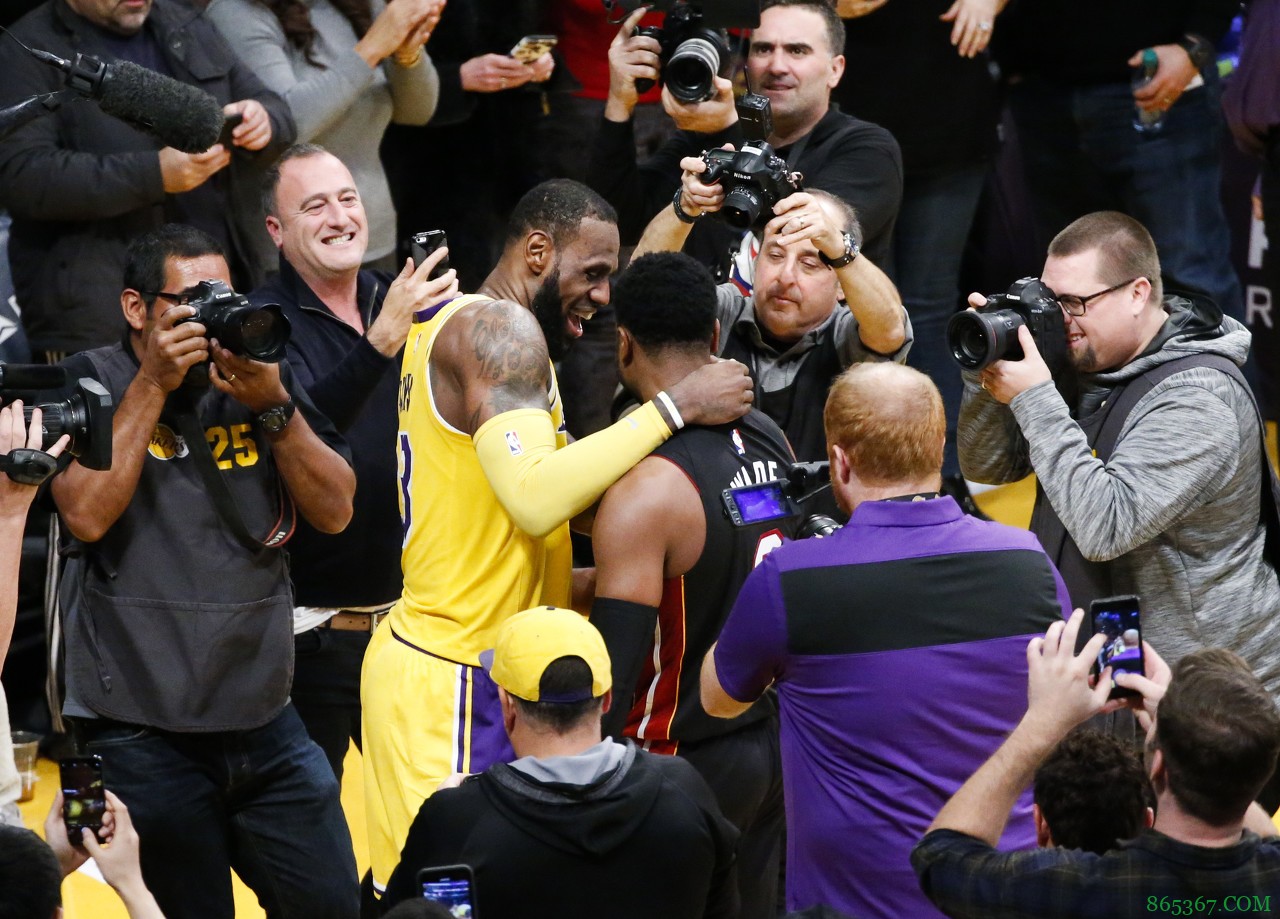 如何激励自己?韦德:其他人会激励我 乔丹&魔术师&科比&詹姆斯