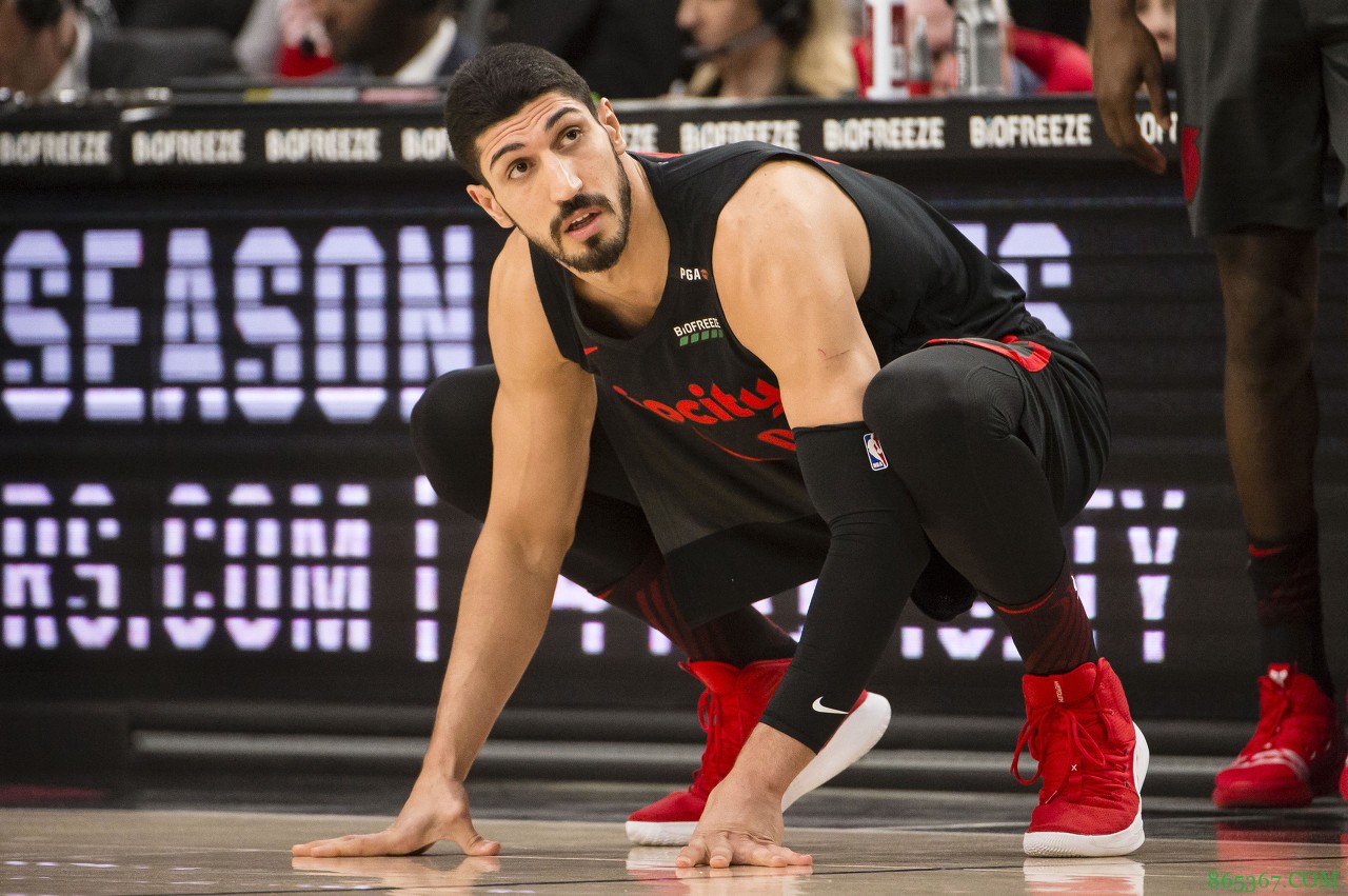 提前把路铺好？坎特签绿军后发推：感谢开拓者 说不定明年还能见