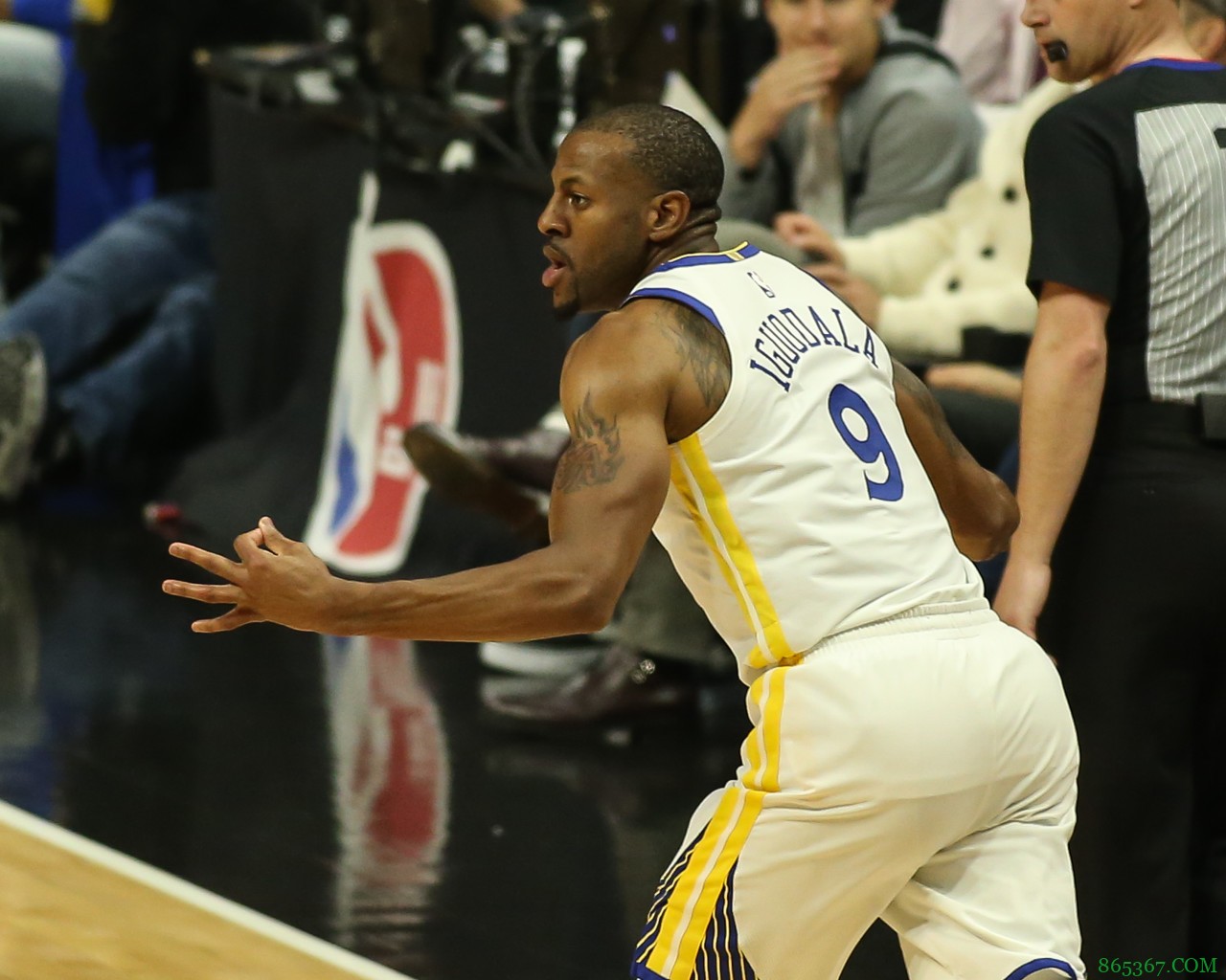 美记:伊戈达拉主要在勇士和篮网之间做选择