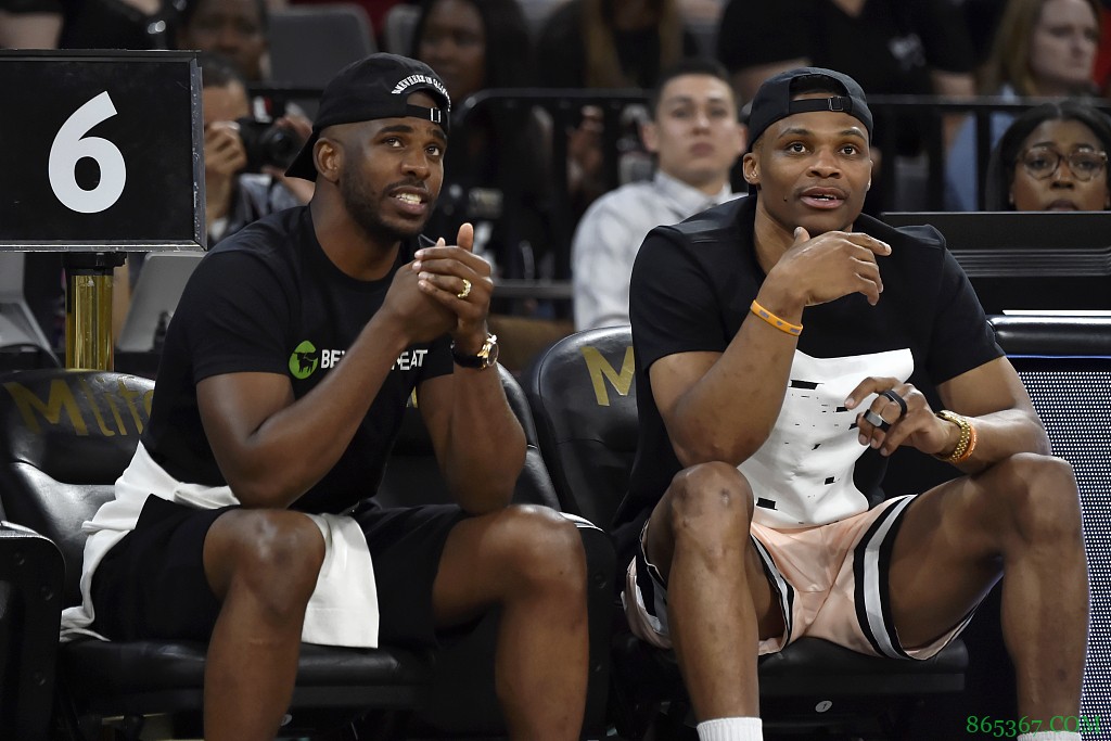 BR记者：湖人A计划是利拉德/比尔 B计划威少/保罗 C计划希尔德