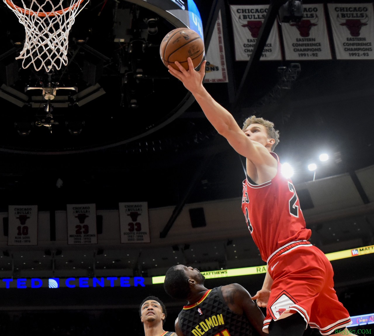 Stein：鹈鹕有意马尔卡宁 他们与公牛的鲍尔签换仍未官宣