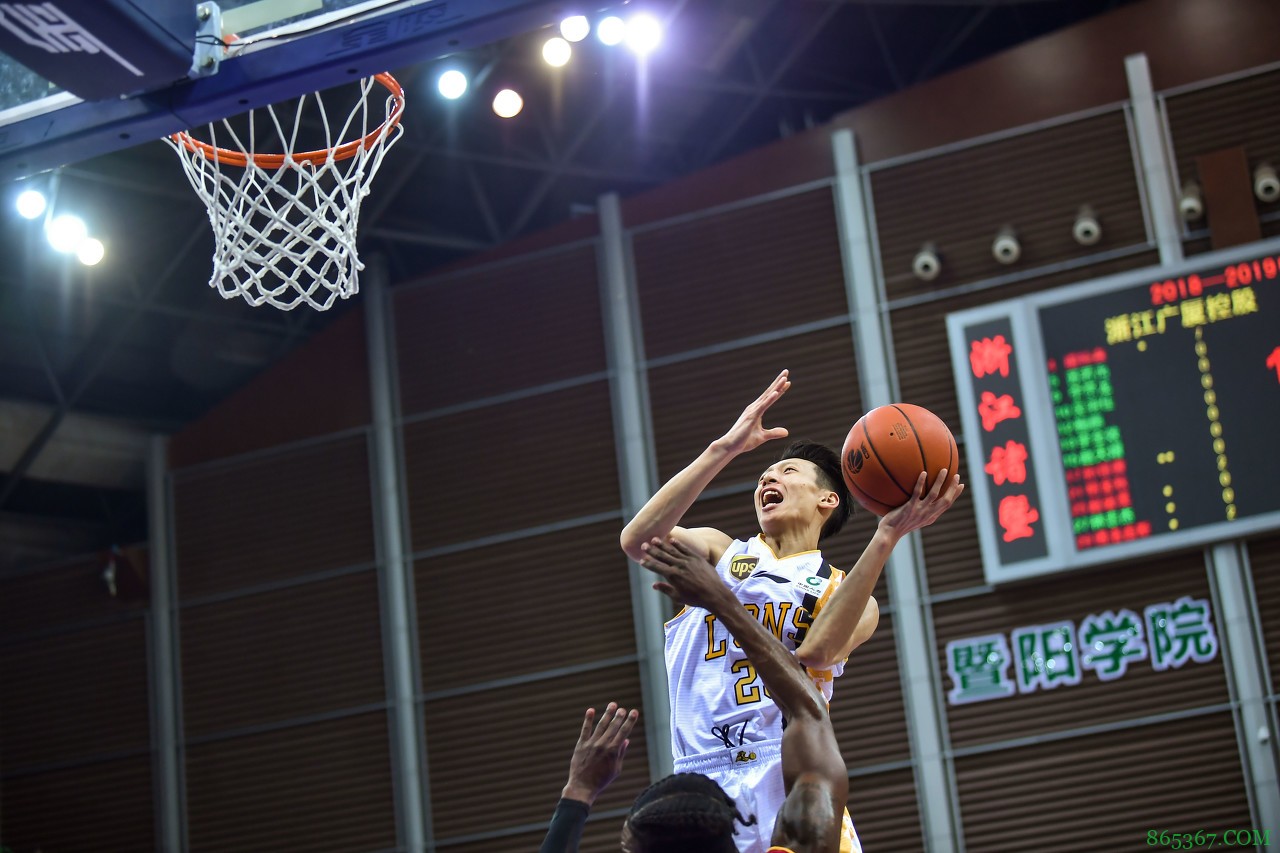 所为何事？赵岩昊更新社媒：尊重和诚信是根本