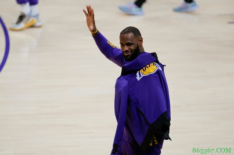 詹姆斯生涯季后赛胜率65.4% 比全联盟30支球队都要高