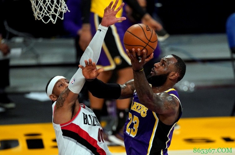 安东尼谈加盟湖人:詹姆斯跟我说现在是时候了 我们想要你