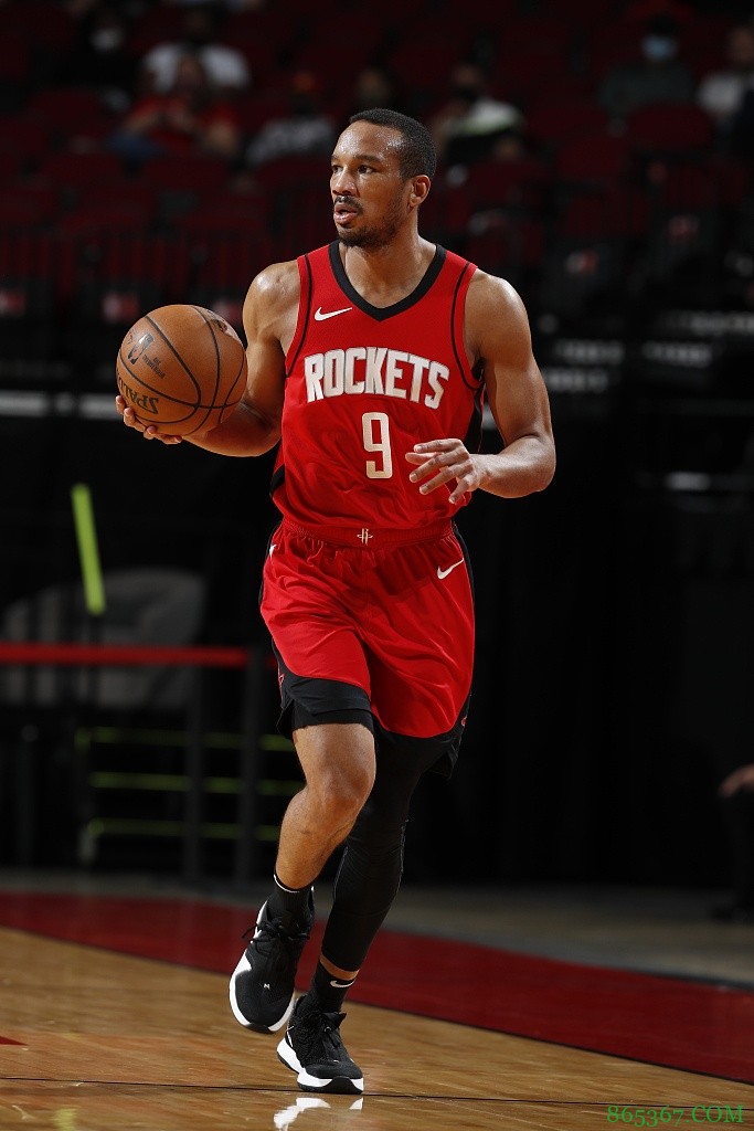 Shams：火箭不执行布拉德利的球队选项 后者将成完全自由球员