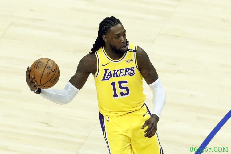 苏群分析市场动态:保罗小卡会留队 哈雷尔想去篮网争冠军