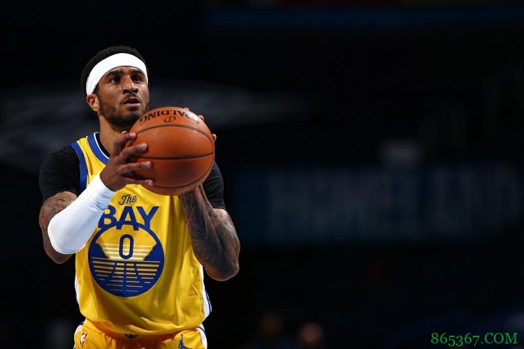 勇士后卫小佩顿合同部分保障的截止日被推迟到了9月29日