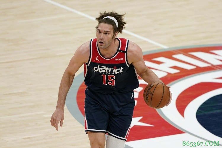 名记:罗宾-洛佩兹一年500万美元合同加盟魔术