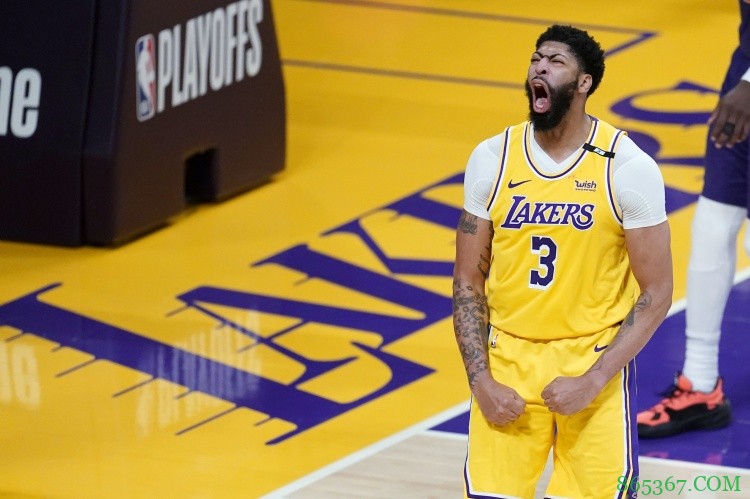 球迷询问浓眉为何没训练动态?湖人队记:没雇人拍呗