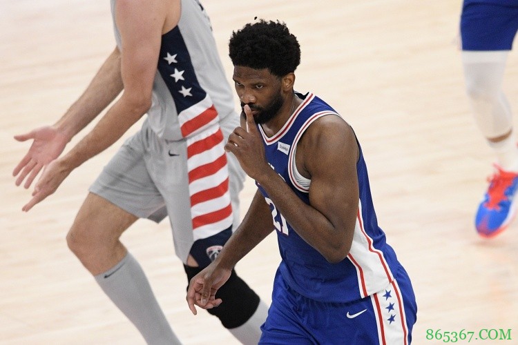 恩比德提前续约 西蒙斯离队进入倒计时?