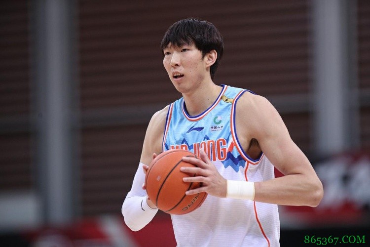 媒体人：广汇赠送周琦乌市&郑州各一套房产促使周琦与新疆签约