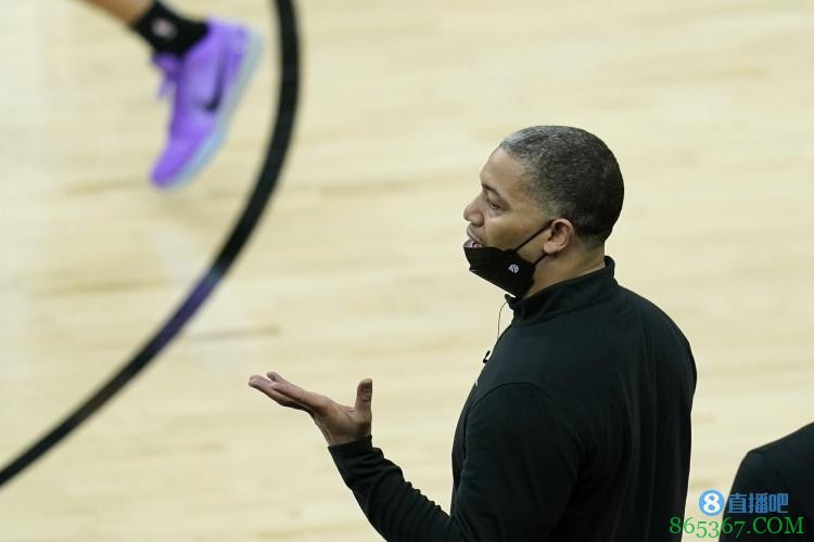 苏群专栏:布莱德索救火来了 贝弗利隆多让位