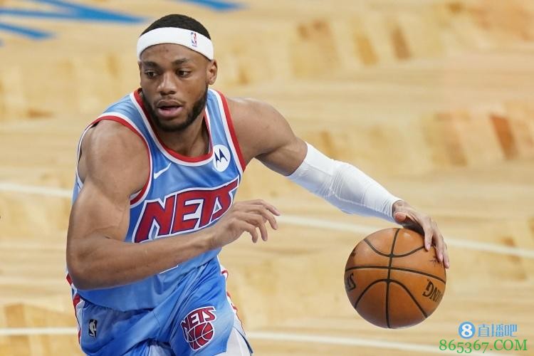 布鲁斯-布朗：休赛期和杜欧哈谈过 他们都想让我回归球队