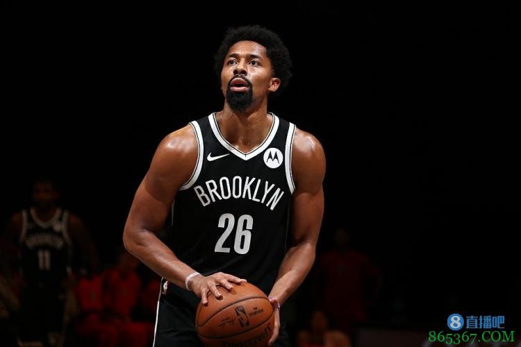 Shams：奇才想先签后换得到丁威迪 但库兹马&哈雷尔的筹码不够