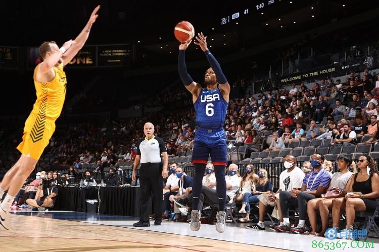 利拉德:FIBA比赛更讲究身体对抗 在NBA得分是要容易些