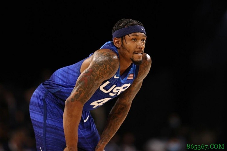 湾媒：勇士决策者预计比尔交易不会发生 讨论过7号签选库明加