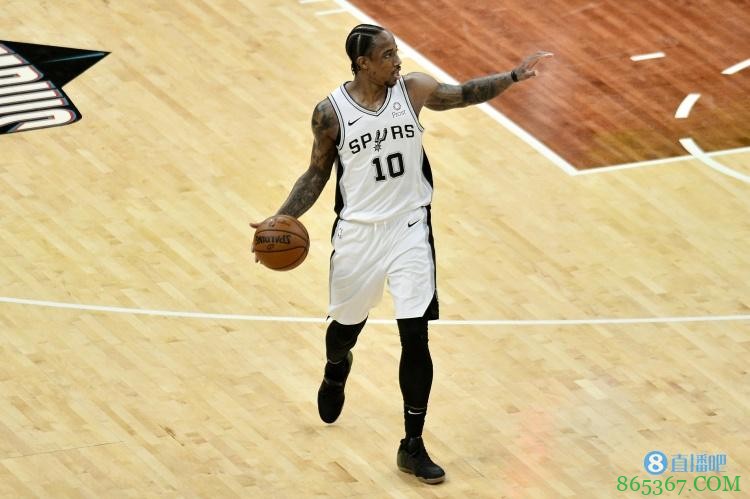 美记：快船和马刺仍有意签德罗赞 但马刺不愿给高于市场价的合同