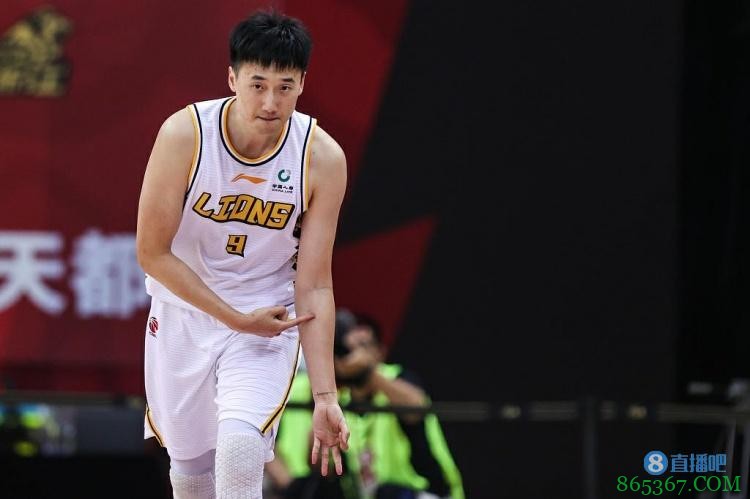 广厦男篮官方：向李京龙致以最诚挚的谢意 祝他未来一切顺利