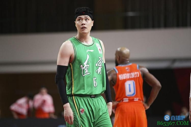 辽媒：进入自由球员名单 贺天举即将结束12载辽篮生涯