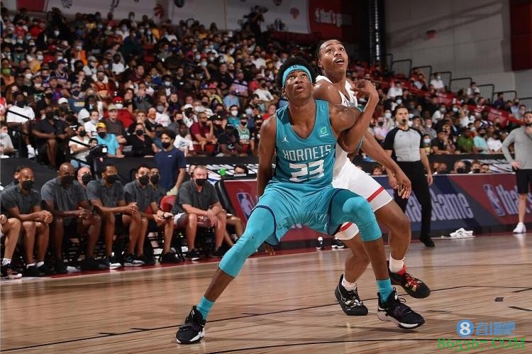 新秀凯-琼斯谈在乔丹队里穿23号：22号名花有主 13号已被退役