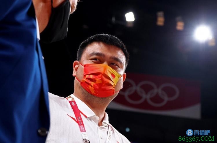 邵婷笑谈奥运纸板床:连姚主席都能睡 其他人就更没有问题了