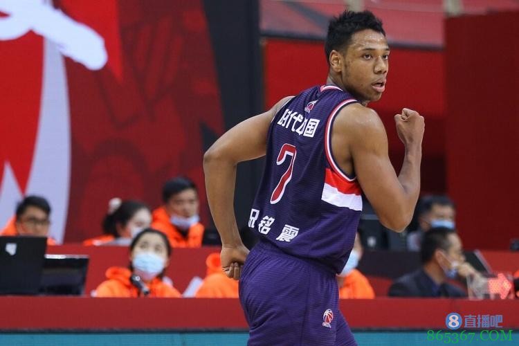 CBA官方：广州男篮为祝铭震和李炎哲完成注册