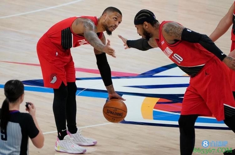 安东尼称利拉德是跟他并肩作战过的最好球员 后者转推：兄弟