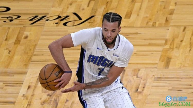 魔术官方:迈卡威接受了脚踝手术 将缺席新赛季开始阶段比赛