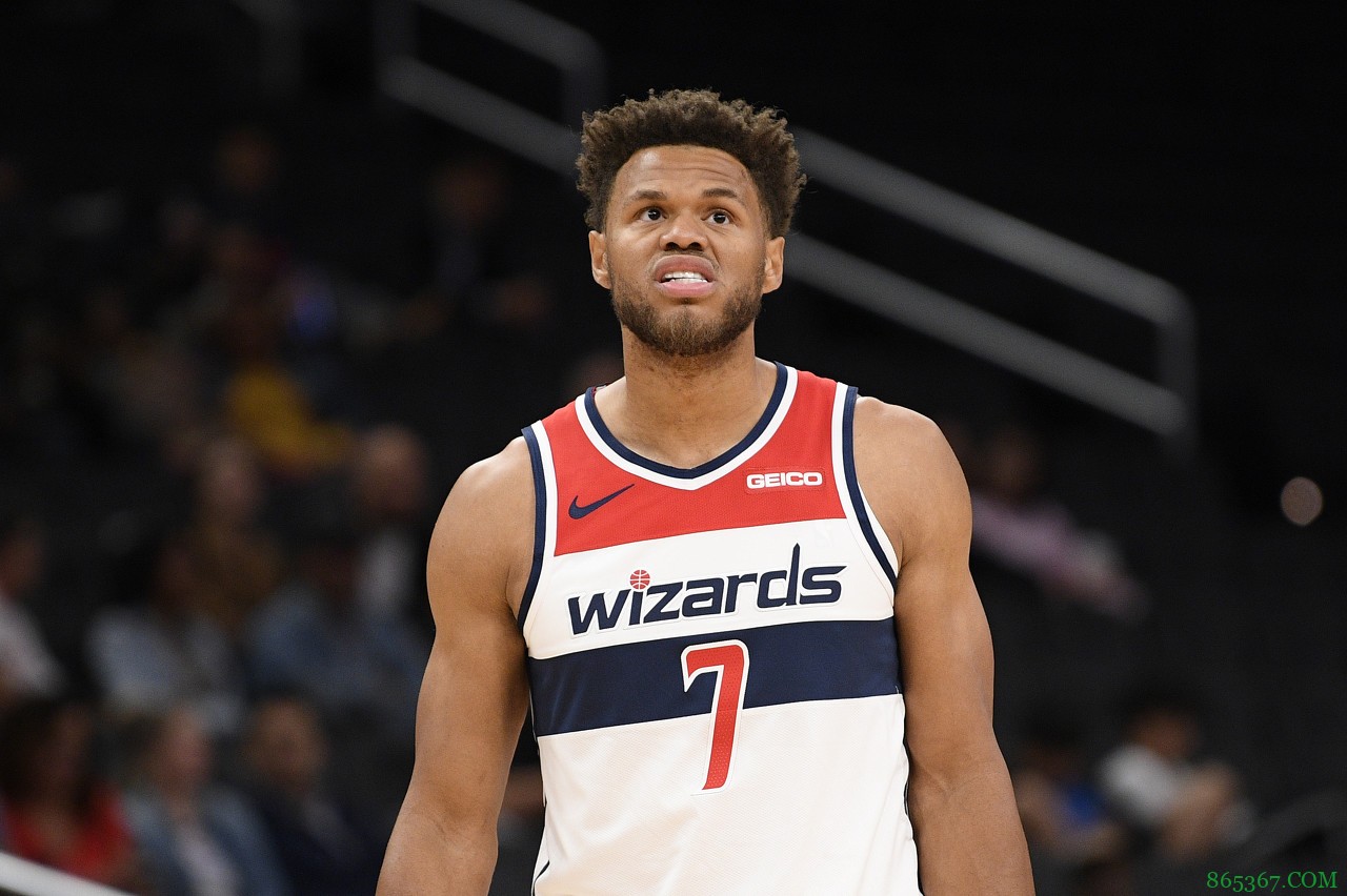 费根：火箭将贾斯汀-安德森添加到夏联名单中 可出战今日比赛