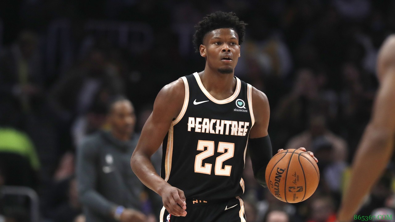 骑士记者:球队希望补强侧翼 一直和老鹰在谈雷迪什交易