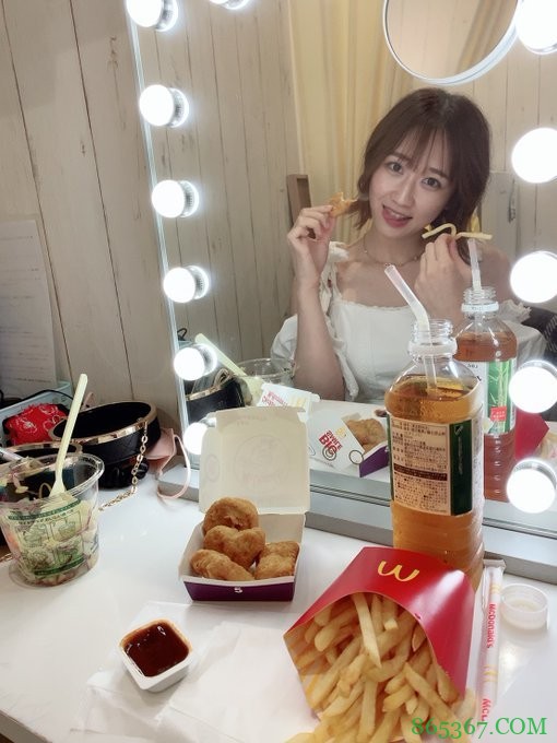 成海美雨BLK-499 辣妹被爽约找7个男人开战