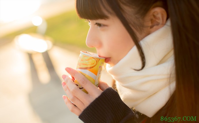 奈津音秋帆JUL-576 保险业务员进军业界成销售冠军