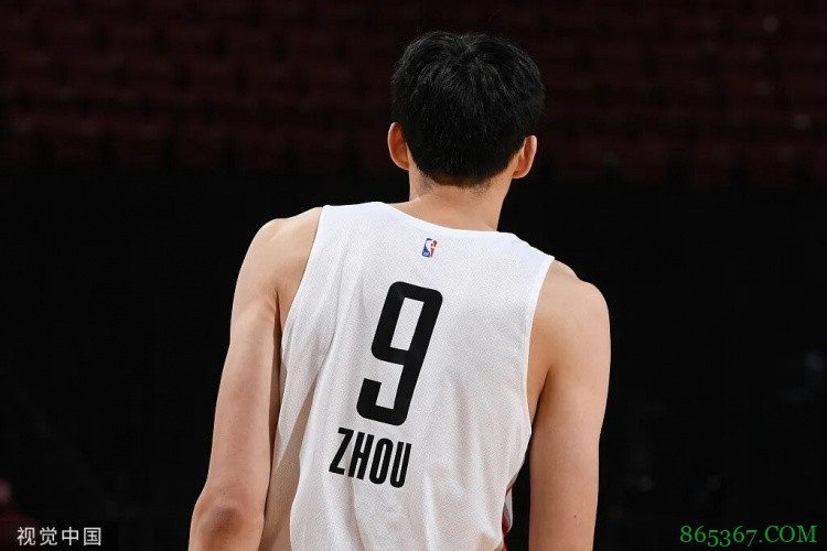 周琦与新疆,到底谁占理?