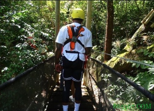 布莱德索晒参与攀岩图:我再也不玩这个了!