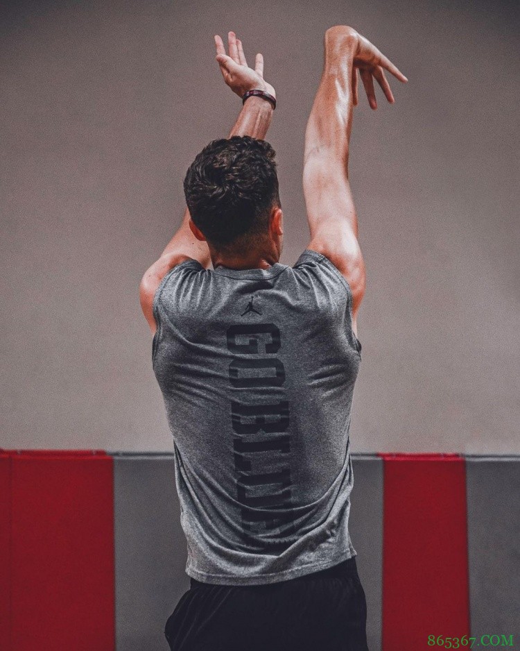 摄影师晒威少&乔治&格里芬等众球星训练组图