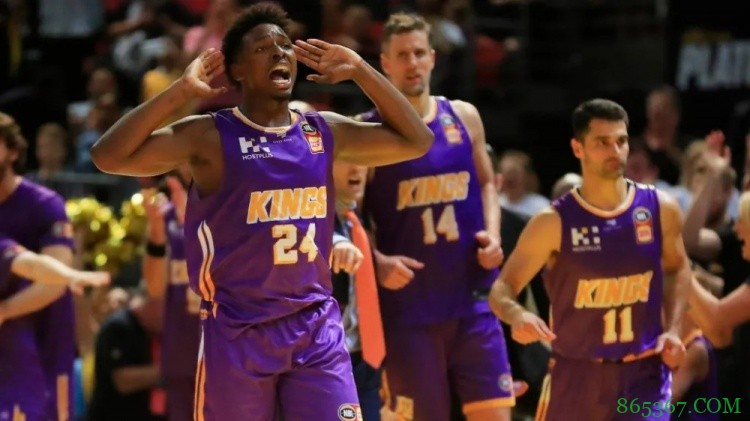 周琦刘传兴即将会师的NBL 成色几何？