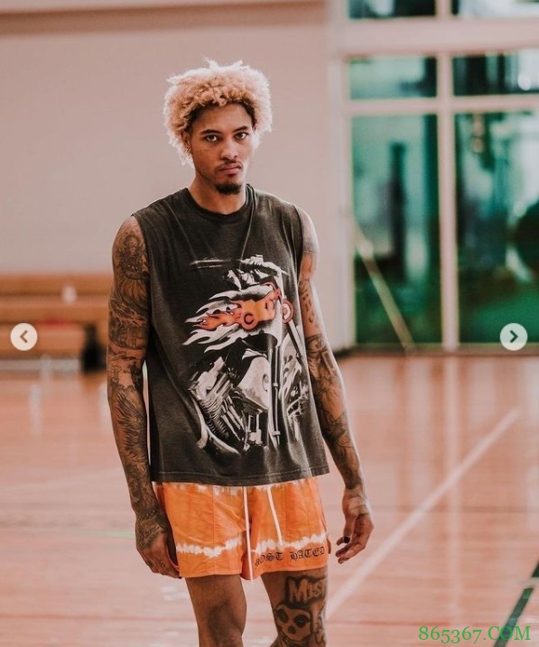 备战新赛季！美媒晒出黄蜂队休赛期训练照片