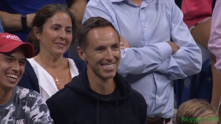 纳什现身阿瑟-阿什球场观战美网 同胞费尔南德斯杀入女单决赛